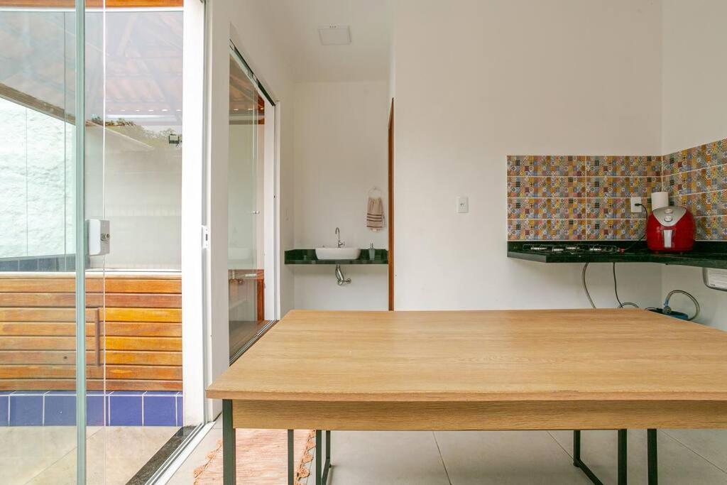 Tranquila, Com Piscina E Jacuzzi Casa de férias Florianopolis