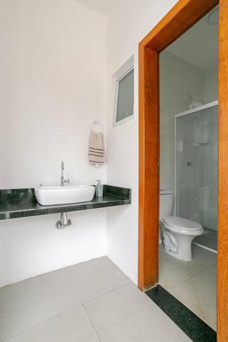 Tranquila, Com Piscina E Jacuzzi Casa de férias Florianopolis