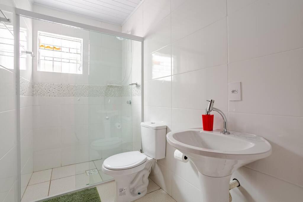 Tranquila, Com Piscina E Jacuzzi Casa de férias *