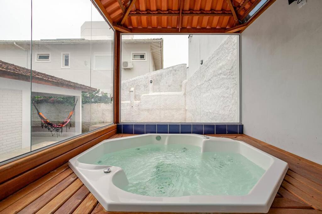 Tranquila, Com Piscina E Jacuzzi Florianopolis
